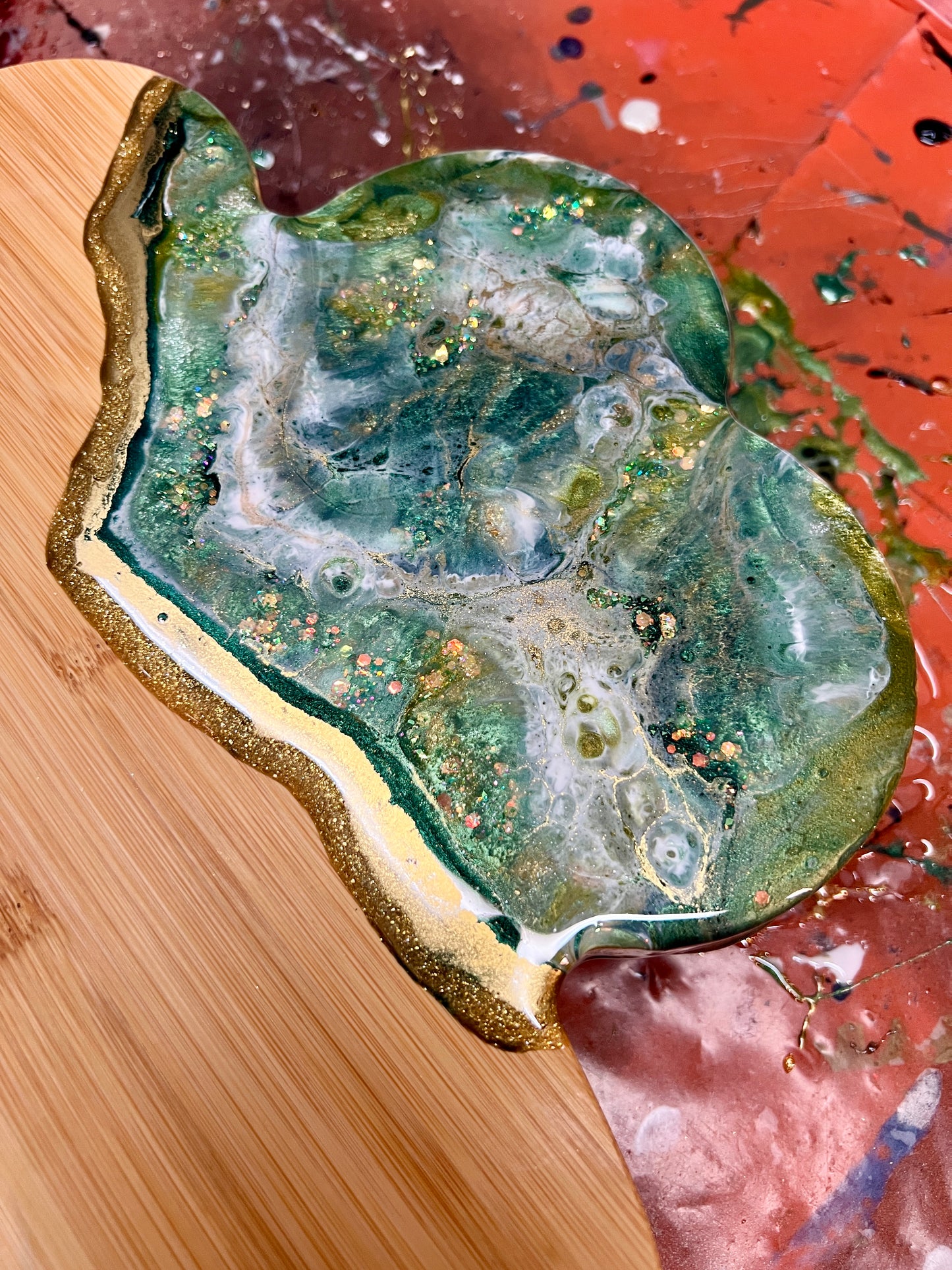 Lucky Shamrock - Bamboo Charcuterie Board, 3 sauce dishes & 4 Utensils Set